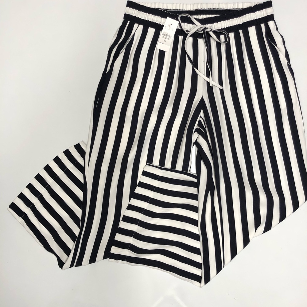 Loft Black and White Vertical Stripe Drawstring Crop pants Size Pants XS